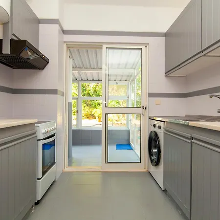A72 - Da Coast Flat Apartment *